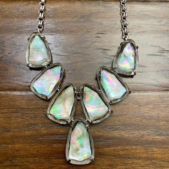 Kendra Scott Jewelry - Kendra Scott Iridescent Mother-of-Pearl Statement Necklace